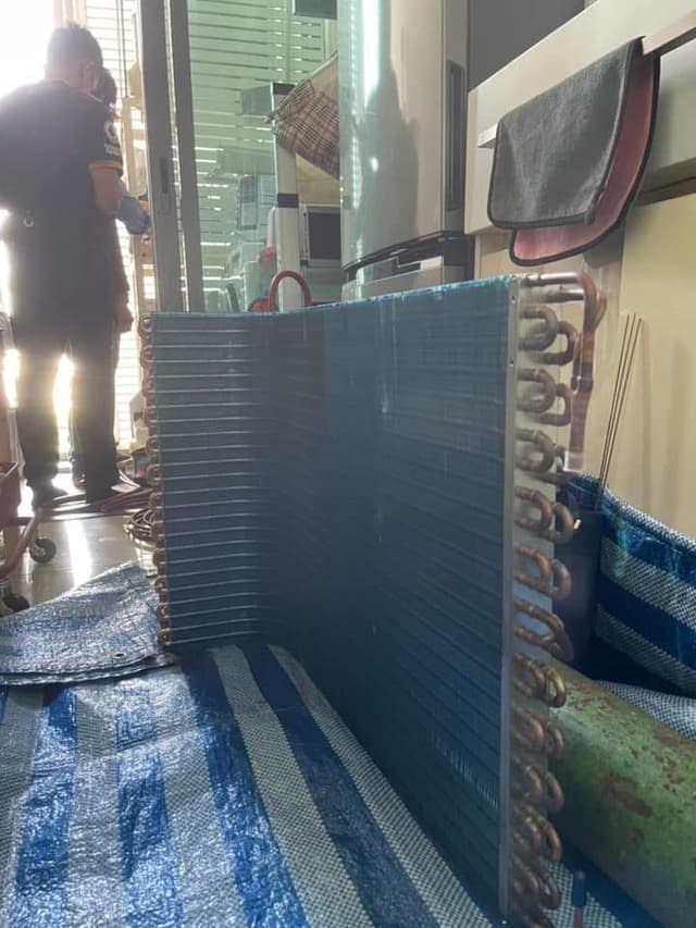 งานซ่อมเปลี่ยนแผงคอยร้อน 4